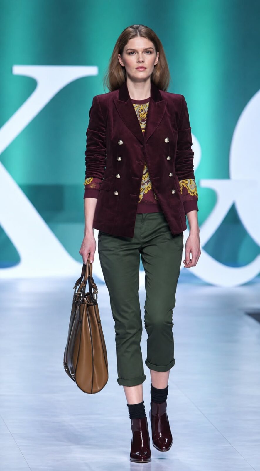 EVA LABOROVA for MAX&Co.